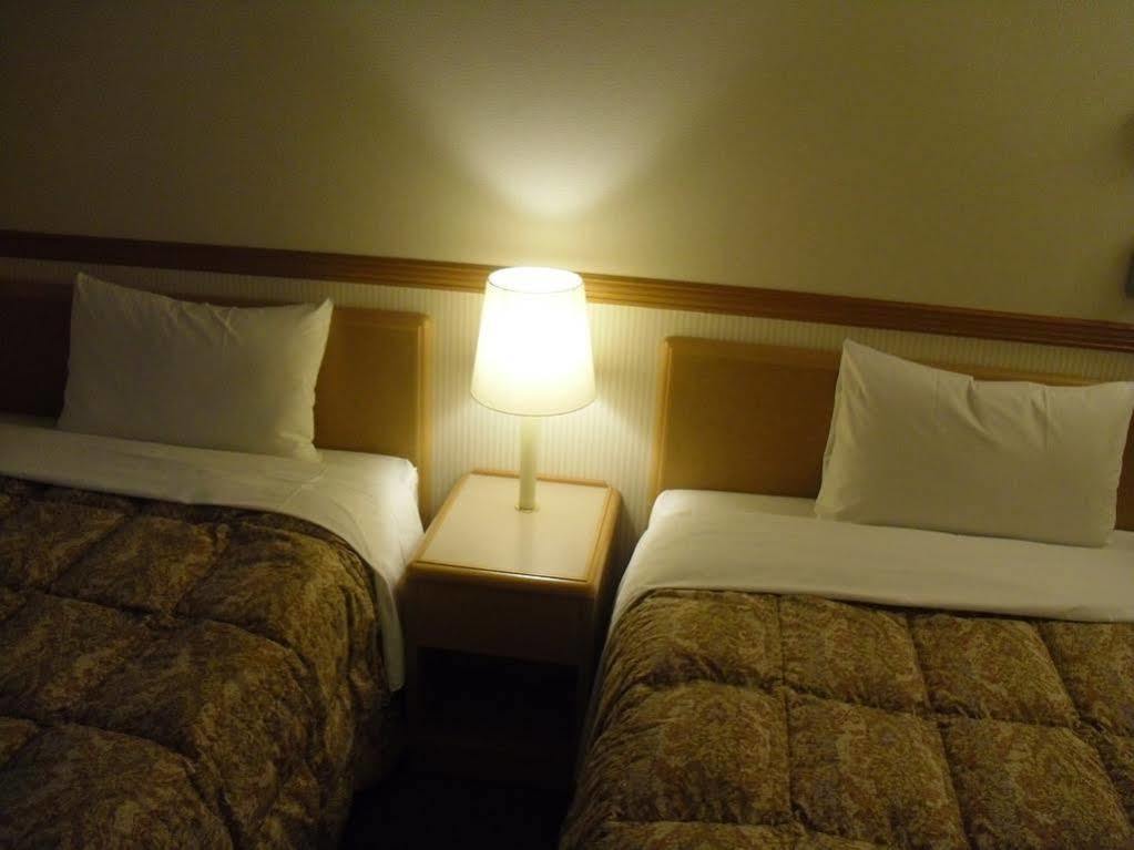 Toyoko Inn Sendai-Eki Nishi-Guchi Chuo Exterior foto